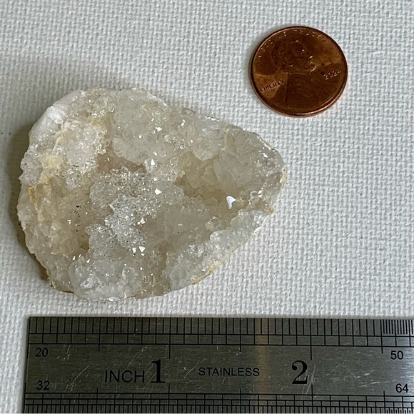 Clear Crystal Cluster Quartz Geode Specimen Sparkling Chakra Healing Crystals 2" - Picture 7 of 8